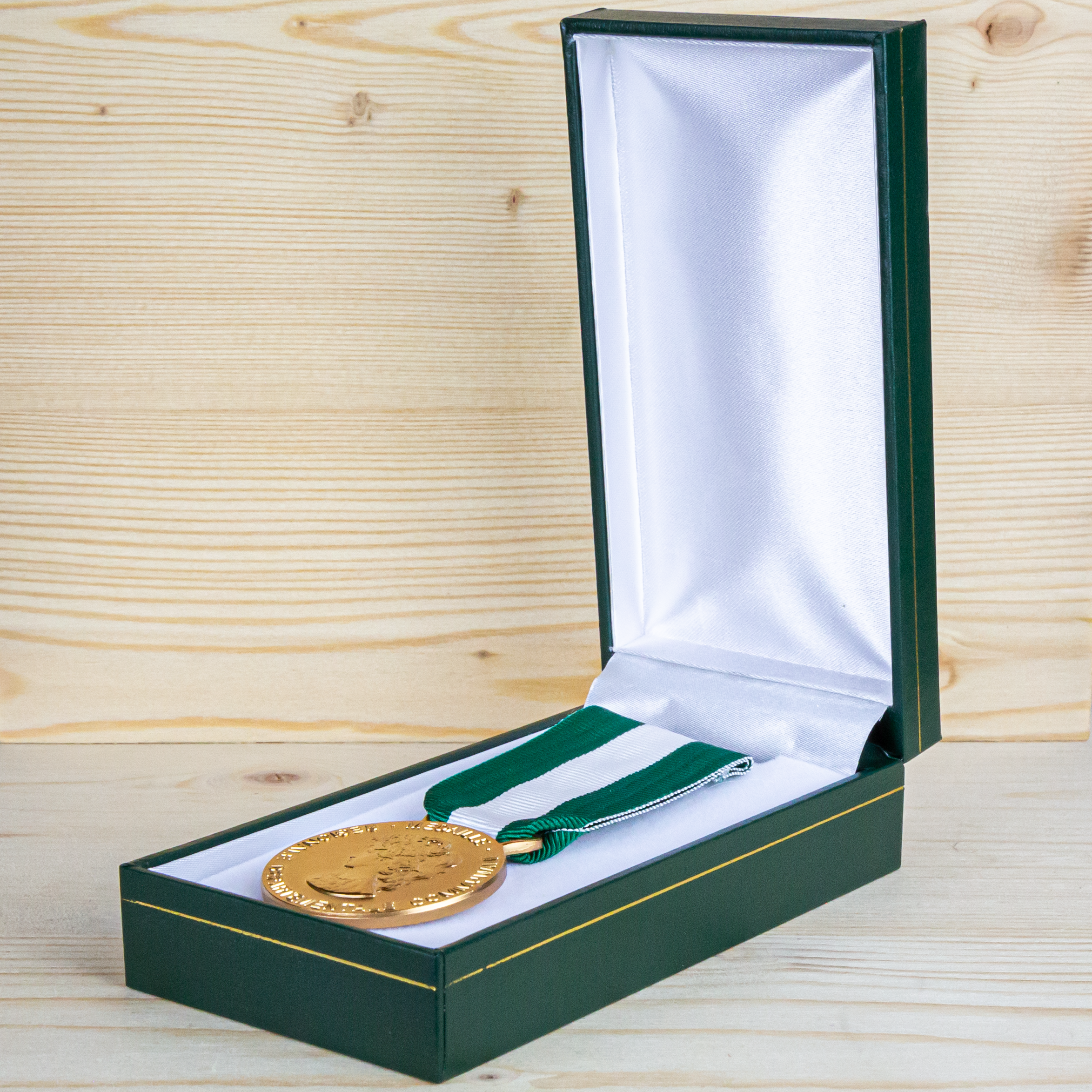 Les 4 échelons de la médaille du travail